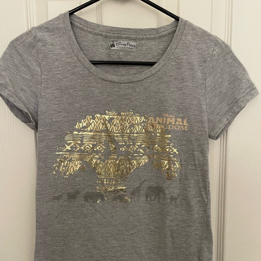 Disney Parks Animal Kingdom Tree of Life Shirt Small